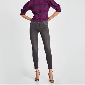 Zara The Skinny Jeans in Asphalt Gray